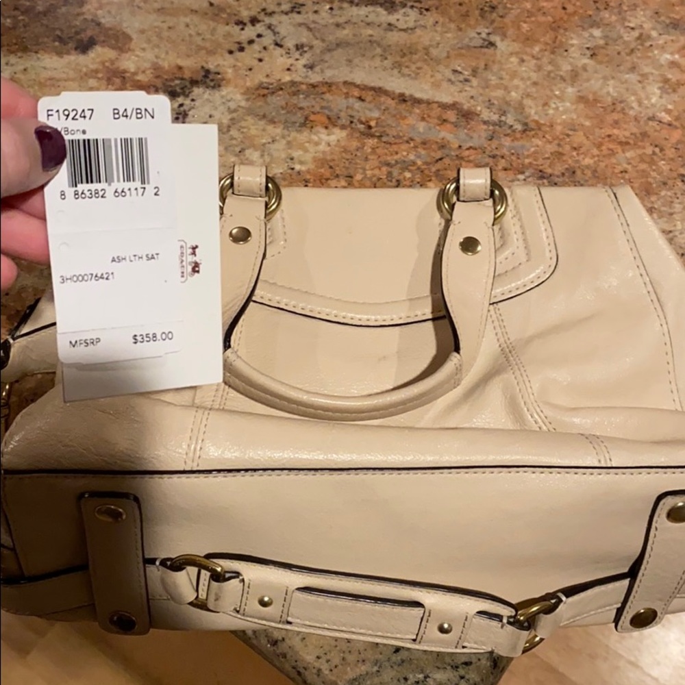 Coach Purse - Picture 3 of 5
